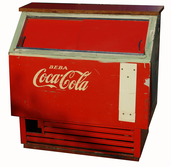 nevera Coca-Cola antigua recuperada